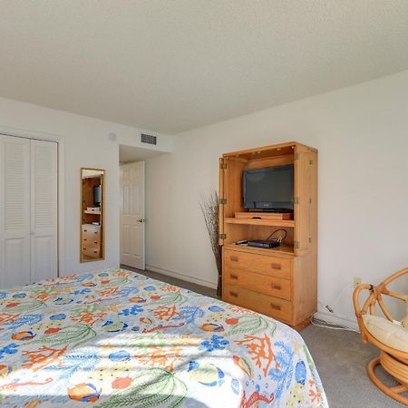 Central Cocoa Beach Condo With View, Steps To Beach! 外观 照片