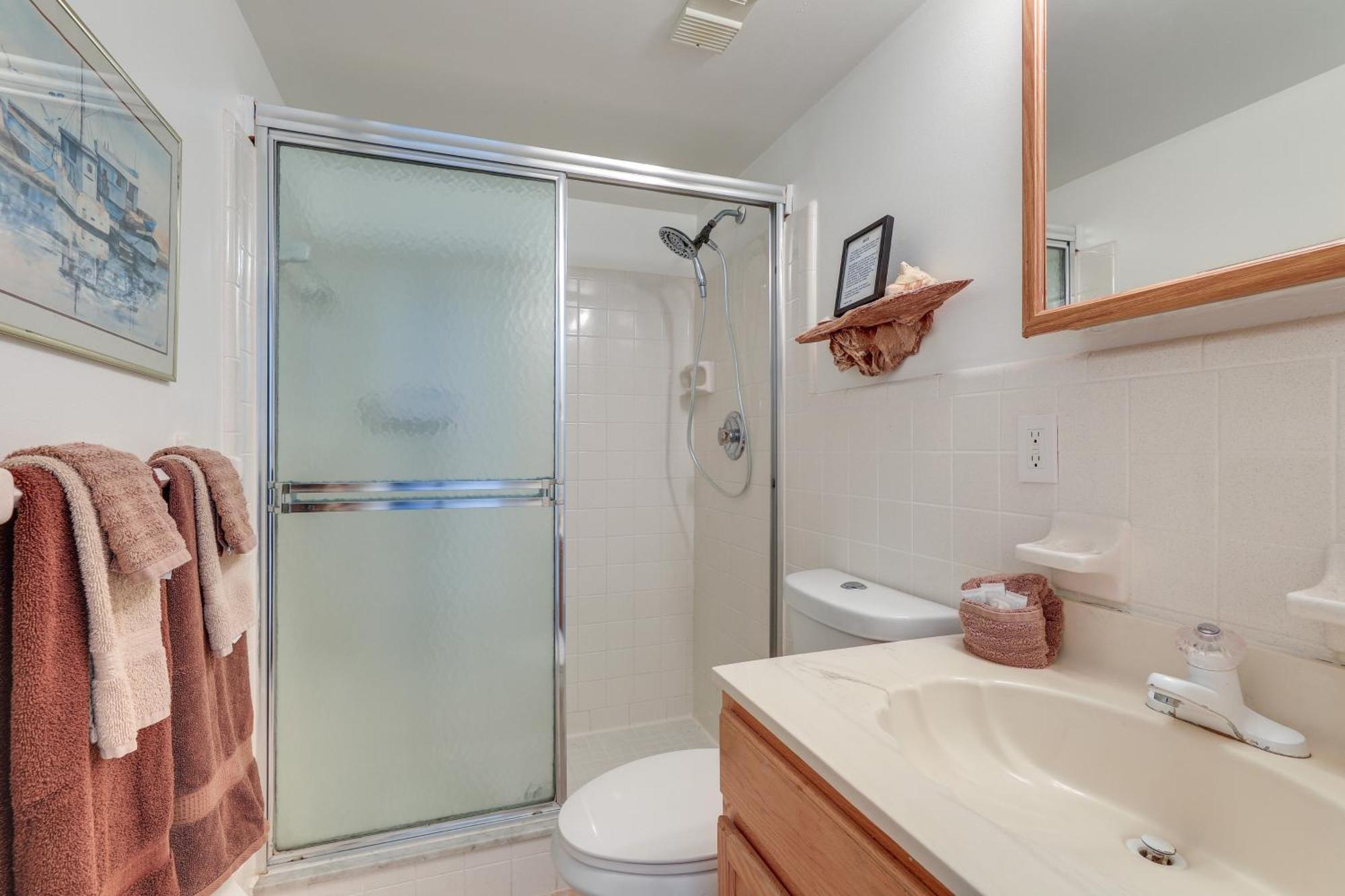 Central Cocoa Beach Condo With View, Steps To Beach! 外观 照片